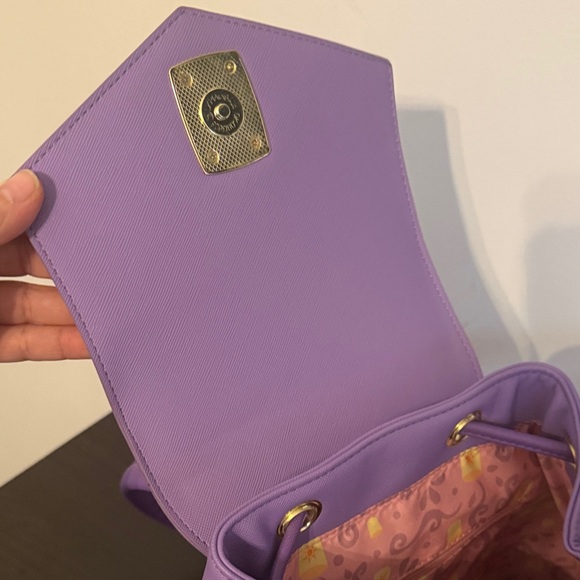 LOUNGEFLY DISNEY TANGLED RAPUNZEL MINI BACKPACK - Picture 7 of 8